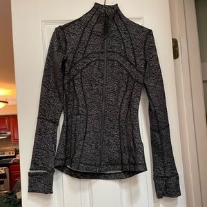 SOLD Lululemon define jacket size 2